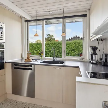 Mena - 200m From The Sea By Interhome Ferienhaus Børkop